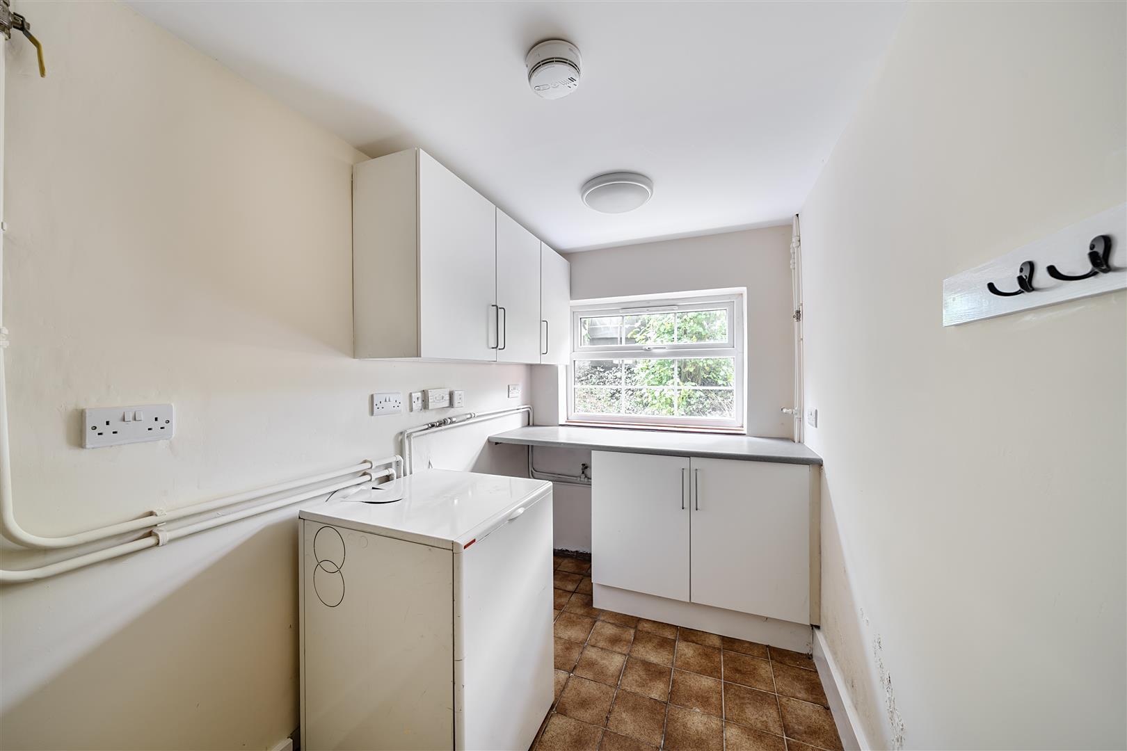 Property Image b4593238-e82f-460c-9f45-6711abfd0d8a