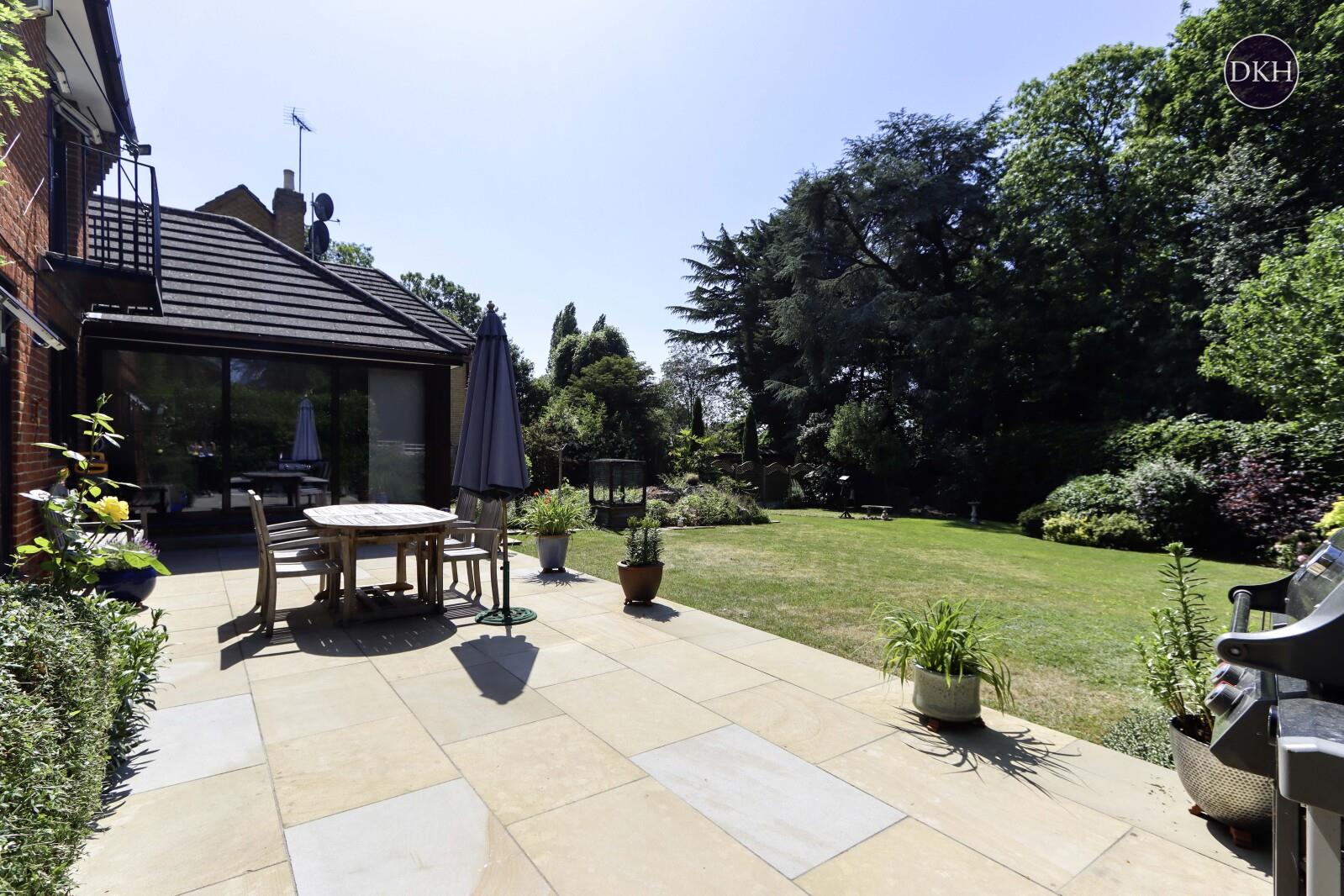 Property Image b4754475-7653-4178-8a96-cfffc04fc915