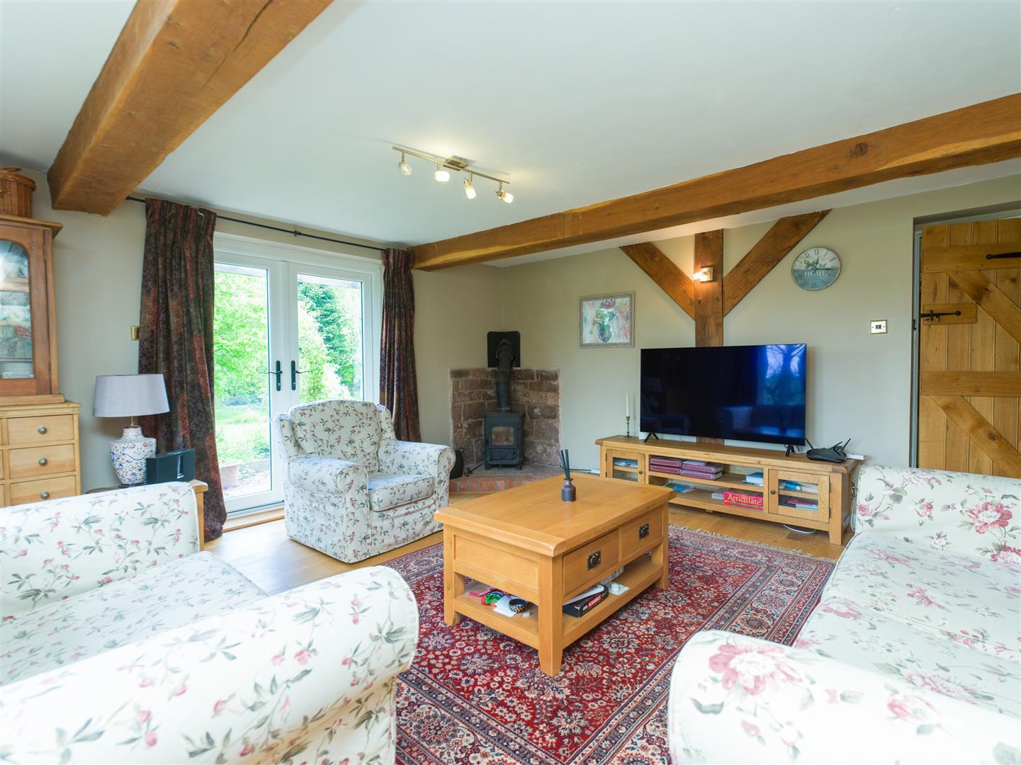 Property Image b47648f7-4534-417f-8d60-eed66a349c2a