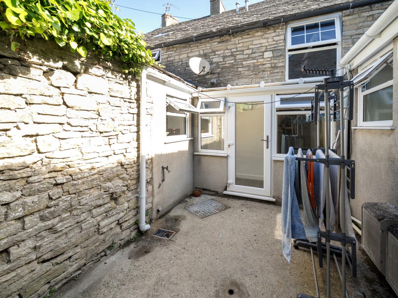 Property Image b47d38b3-a391-44cd-944c-9fab958952ee