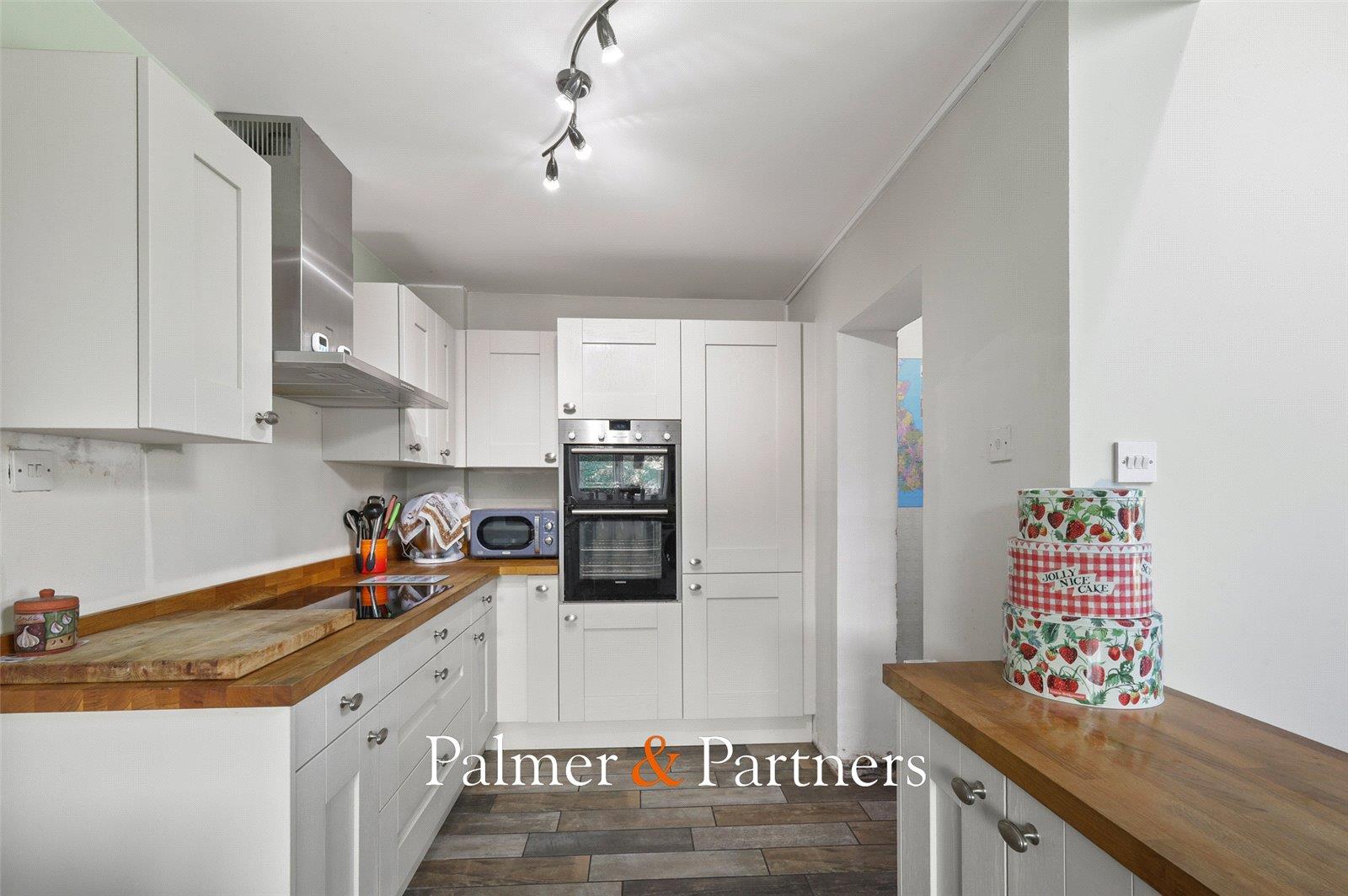 Property Image b488d6f9-e5ed-4c77-8315-967f57d1a78a