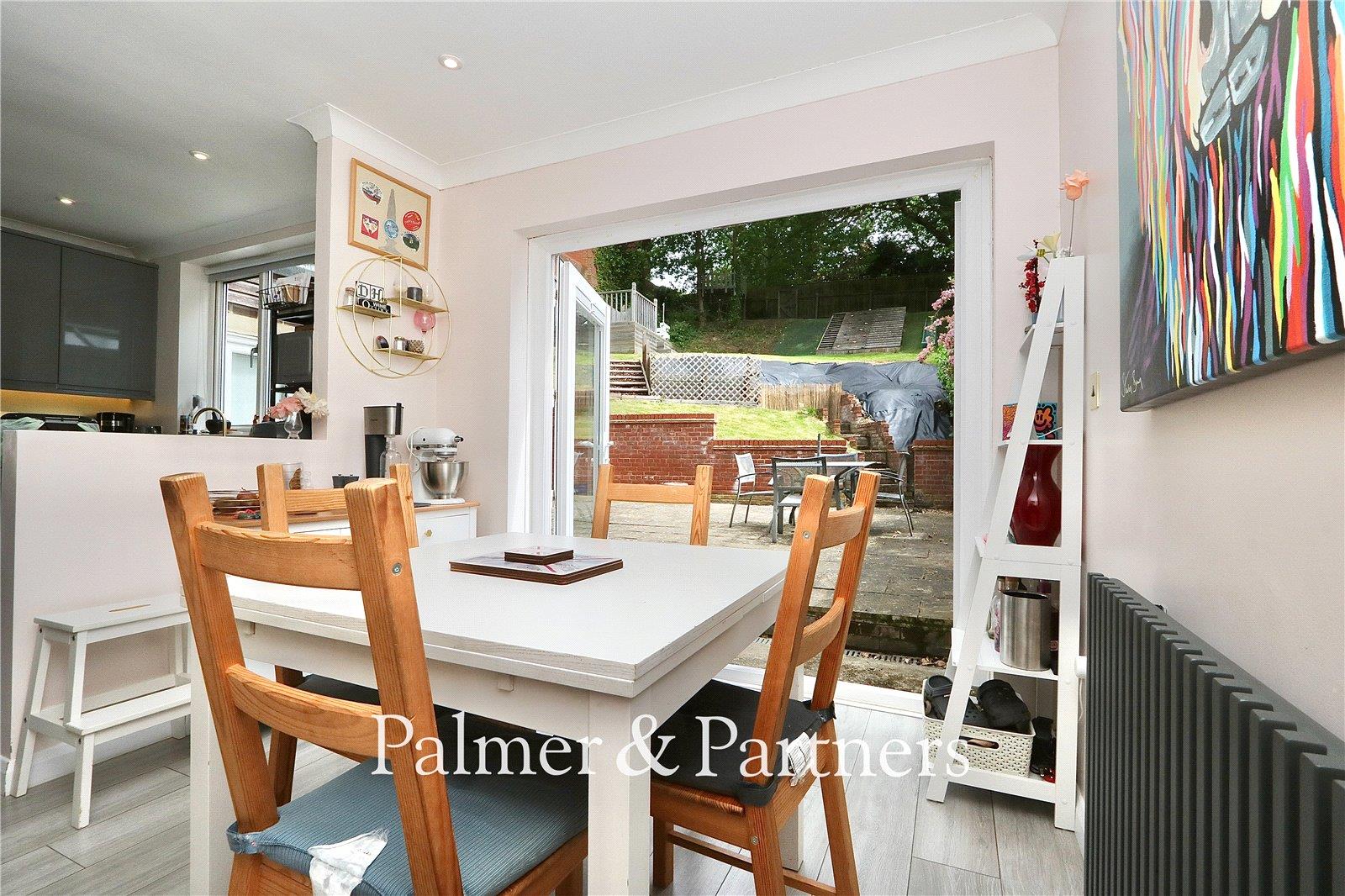 Property Image b49284df-20ad-42a1-9adb-1825deef8bb5