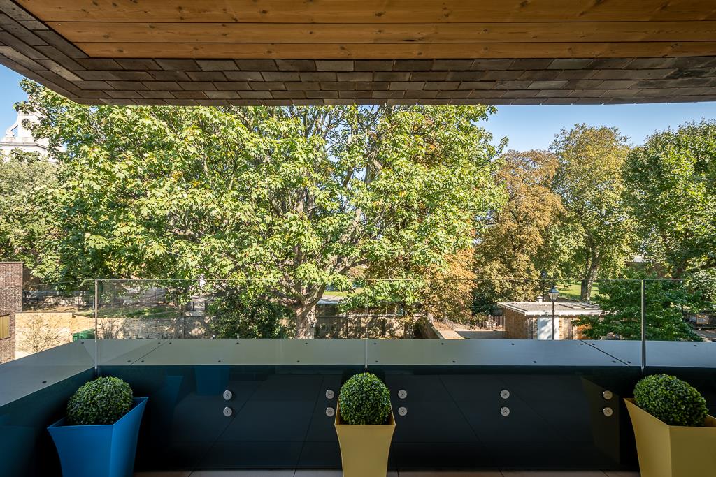Property Image b494b77f-f599-4ab5-9a02-721a0edb551f