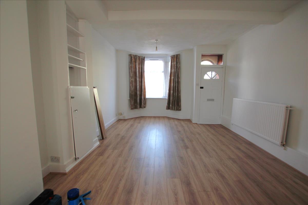 Property Image b4961761-1df4-45d1-8918-e9b3da424ed0