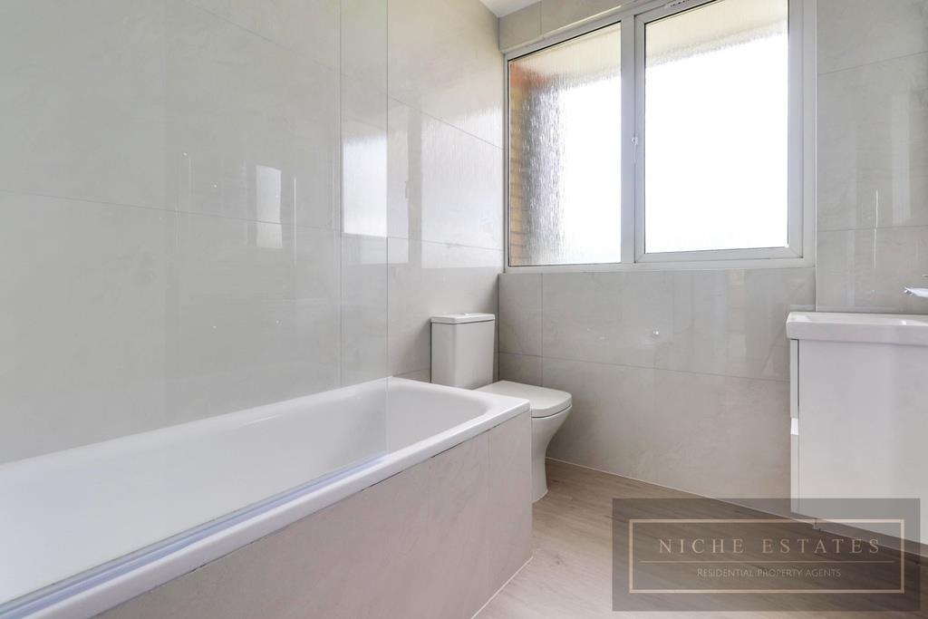 Property Image b4a3a7d4-3f81-4b7e-a0c7-86f709f210e2