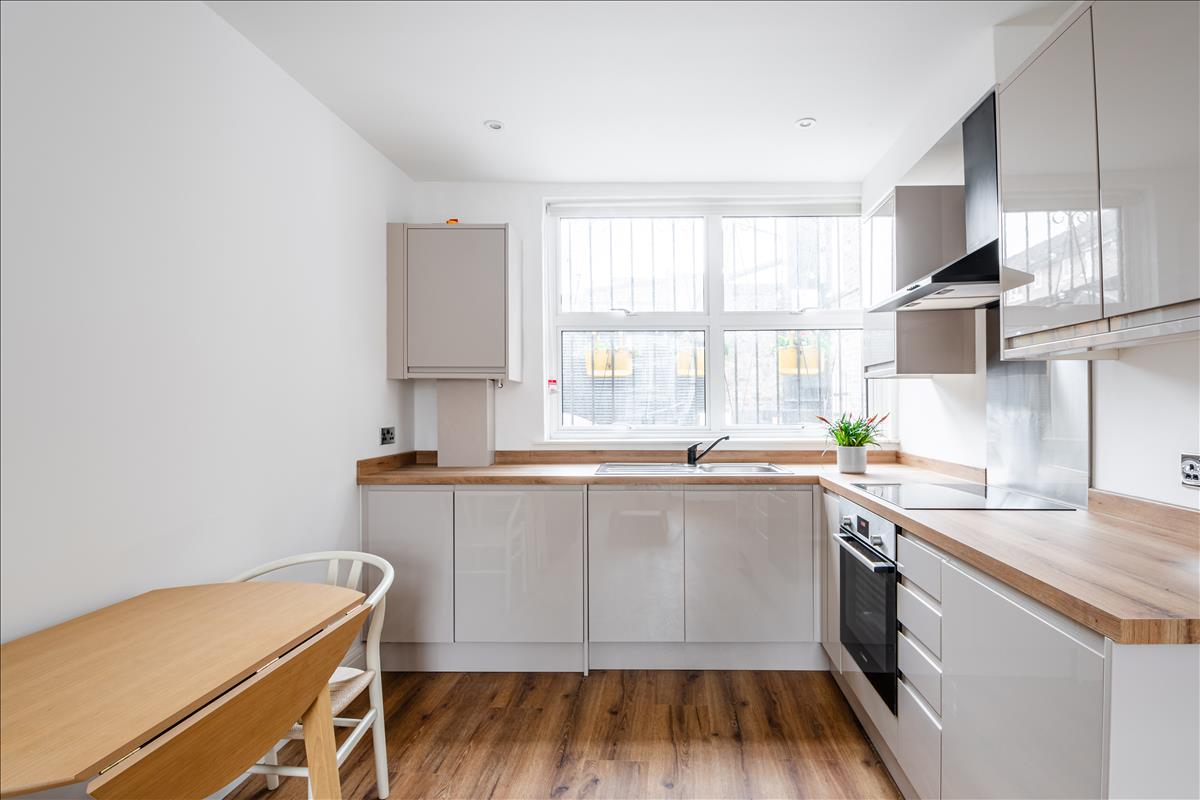 Property Image b4a4c3c7-496f-4573-be4a-400387212894