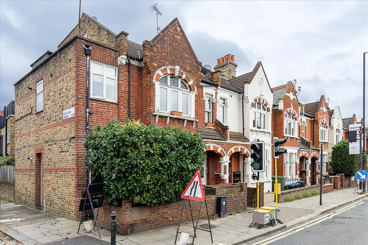 Property Image b4a6586b-41e5-4f61-b925-b3c83306798b