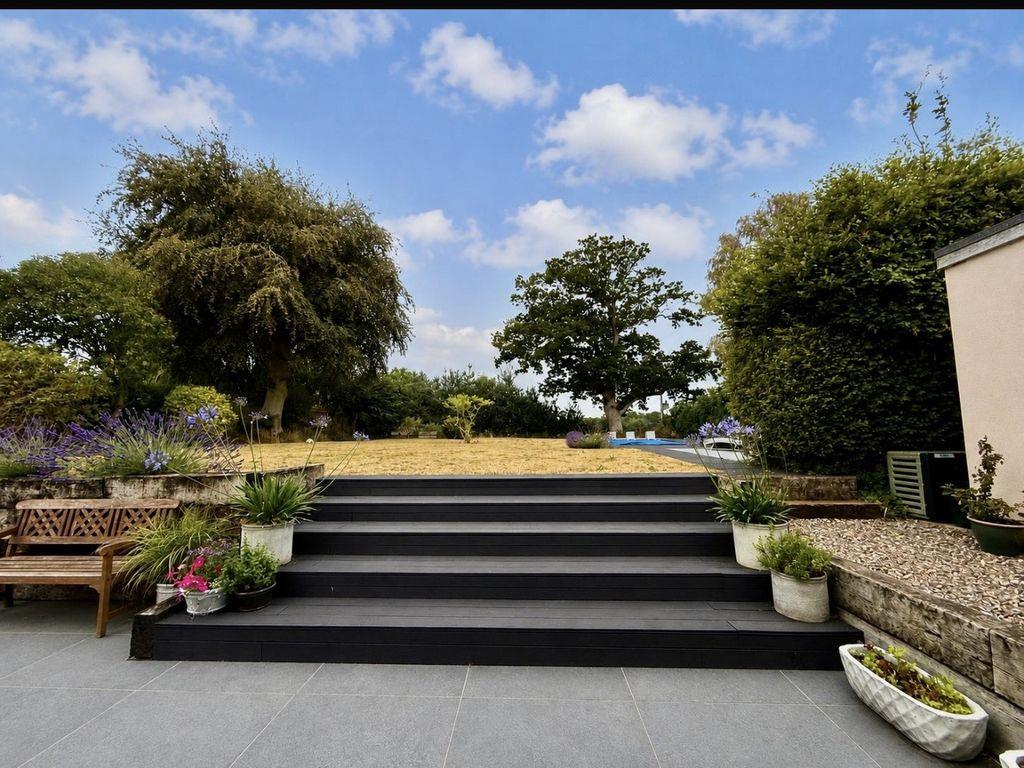 Property Image b4a95b4e-8b2c-493d-843a-ac80d25d0f5d