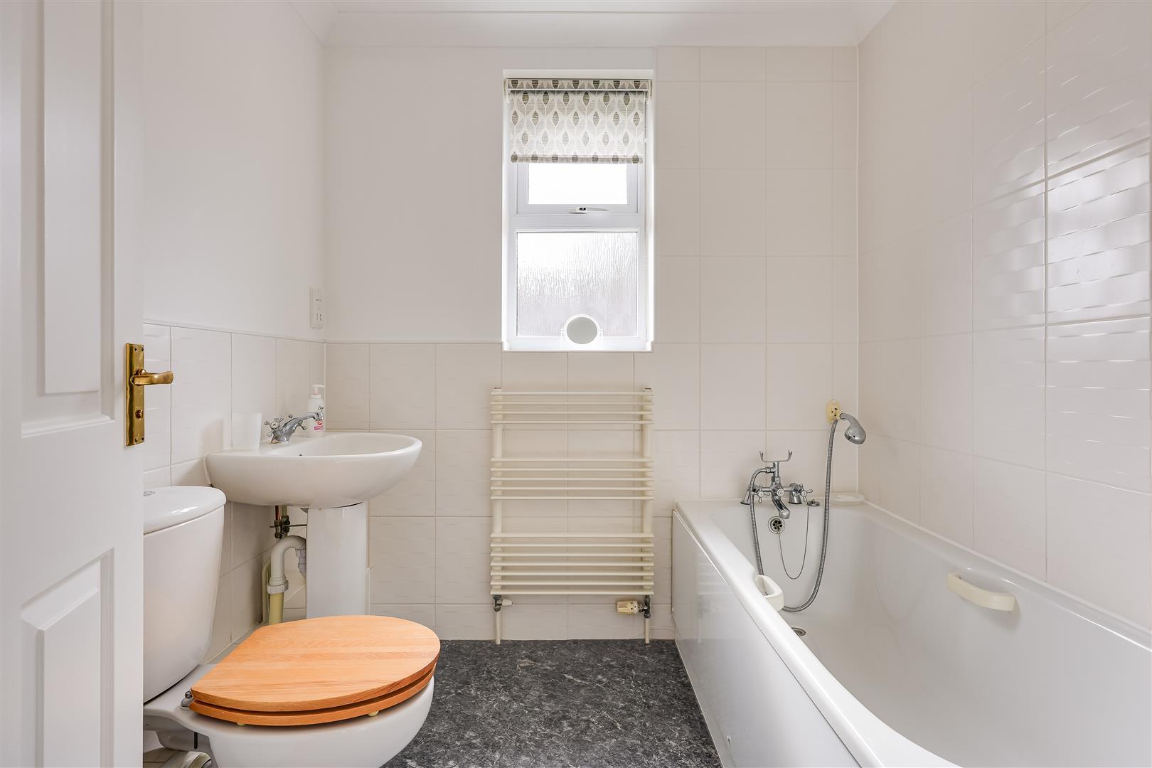Property Image b4ad9aeb-4afd-48d1-b4c2-36bffcee023d