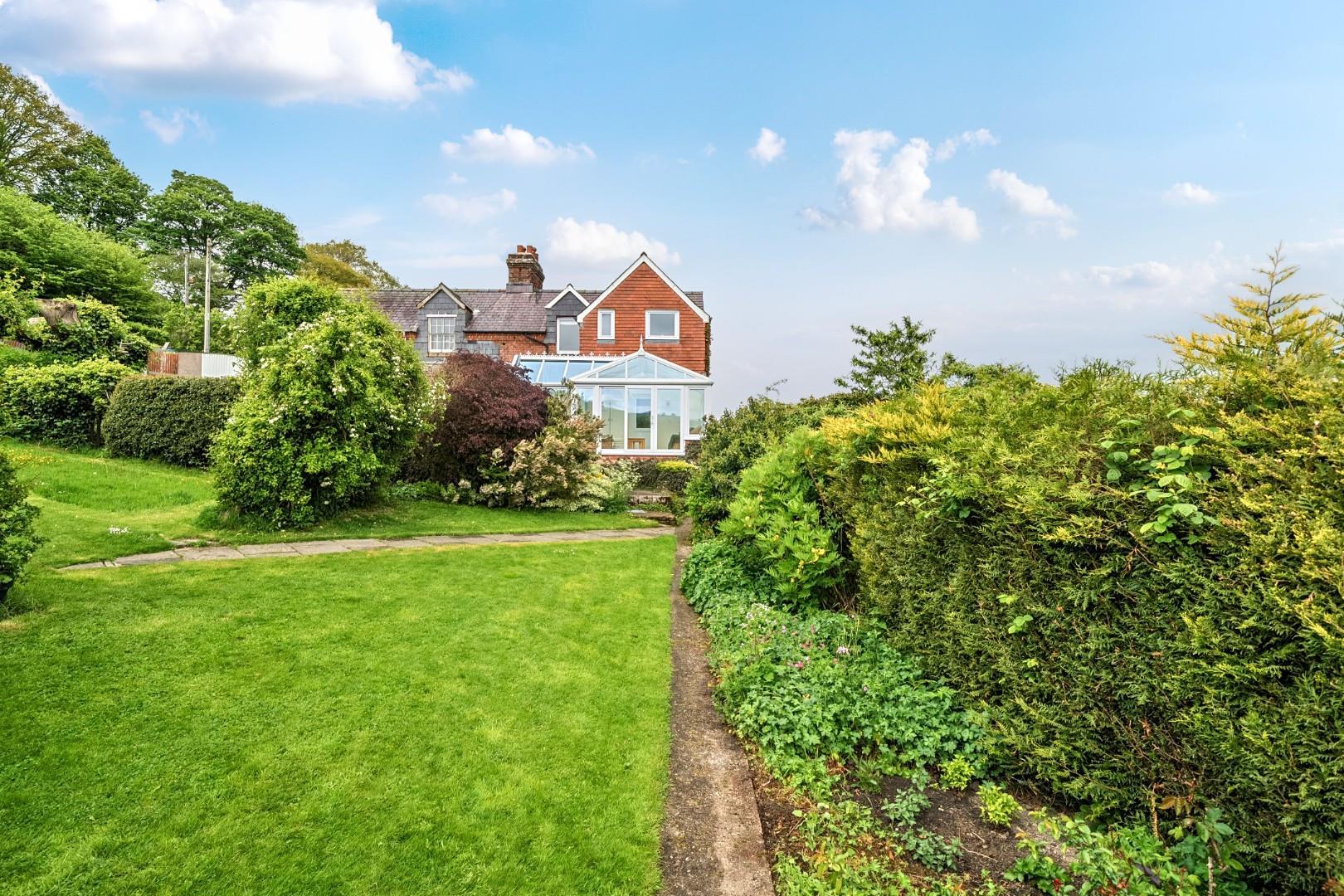 Property Image b4b4ca2c-33fa-467b-8640-e06aab175ba9
