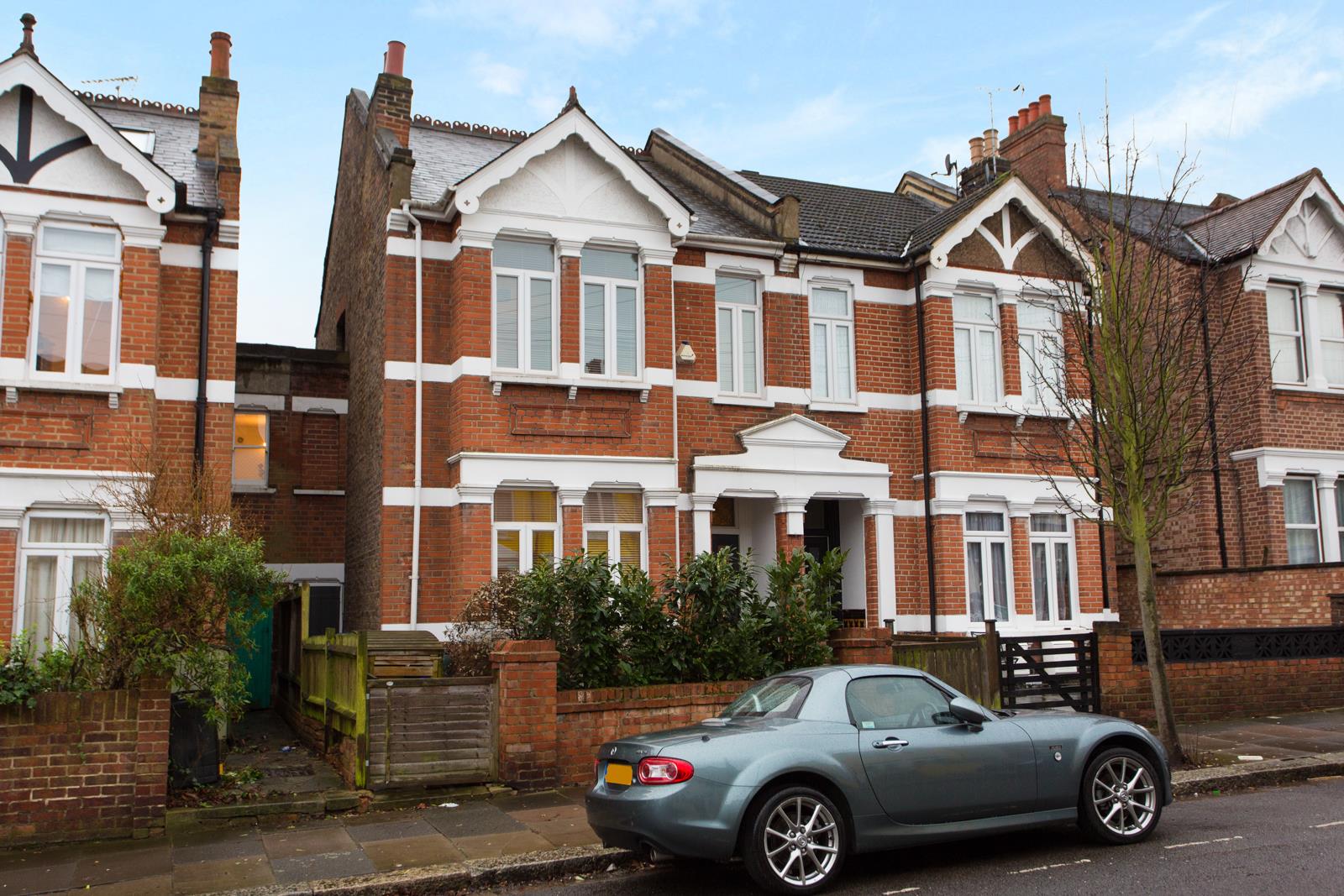 Property Image b4bf756e-2a7c-4d4d-9092-a7699cc1ee23