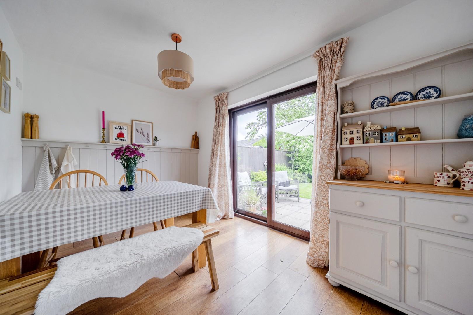 Property Image b4cf927f-fa5c-41d7-80f8-9db2b5fcda02