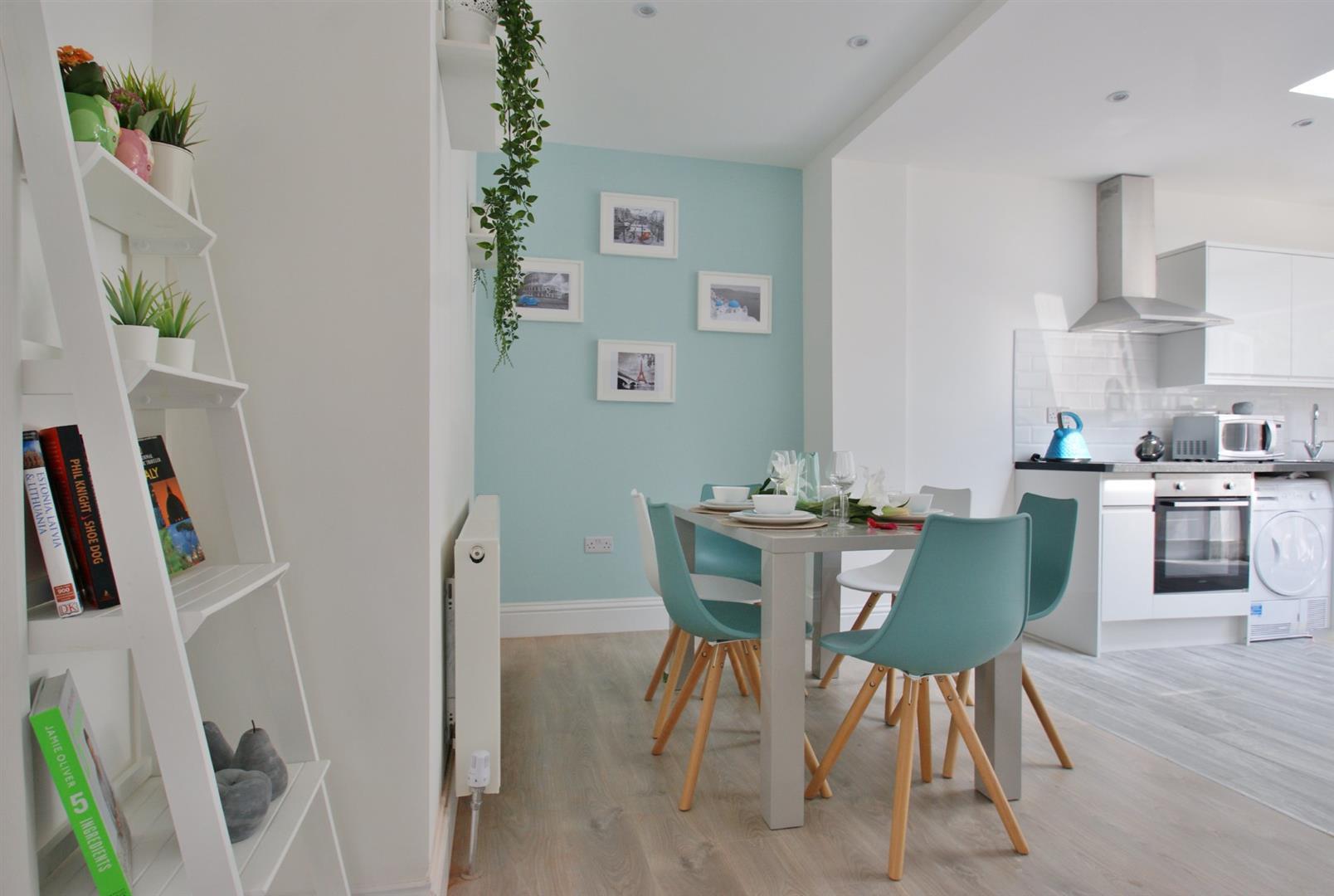 Property Image b4e12400-c52e-4cb0-bb36-71da1104a1b8