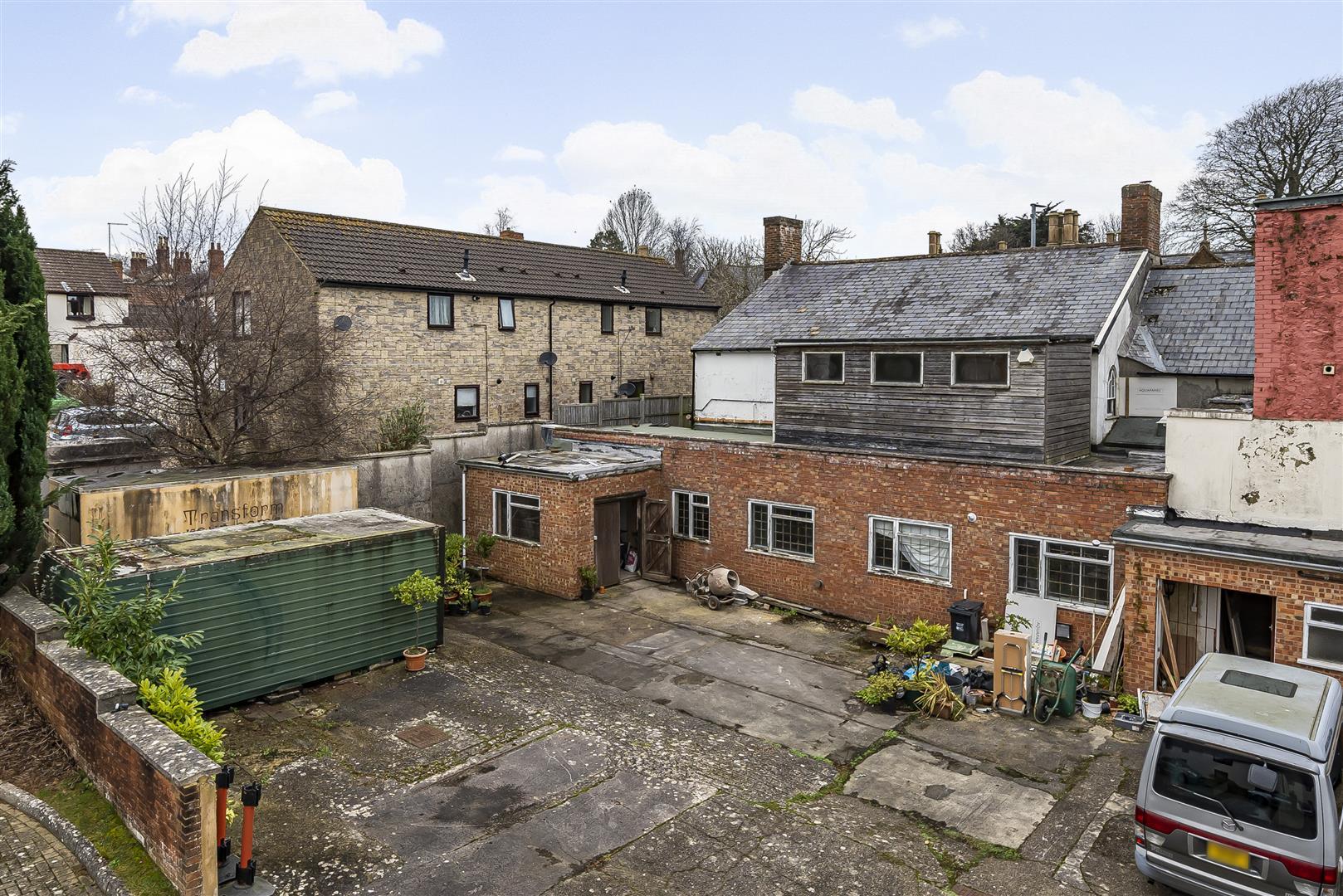 Property Image b4e3afe0-f2db-4fa7-a885-a310811b7c82