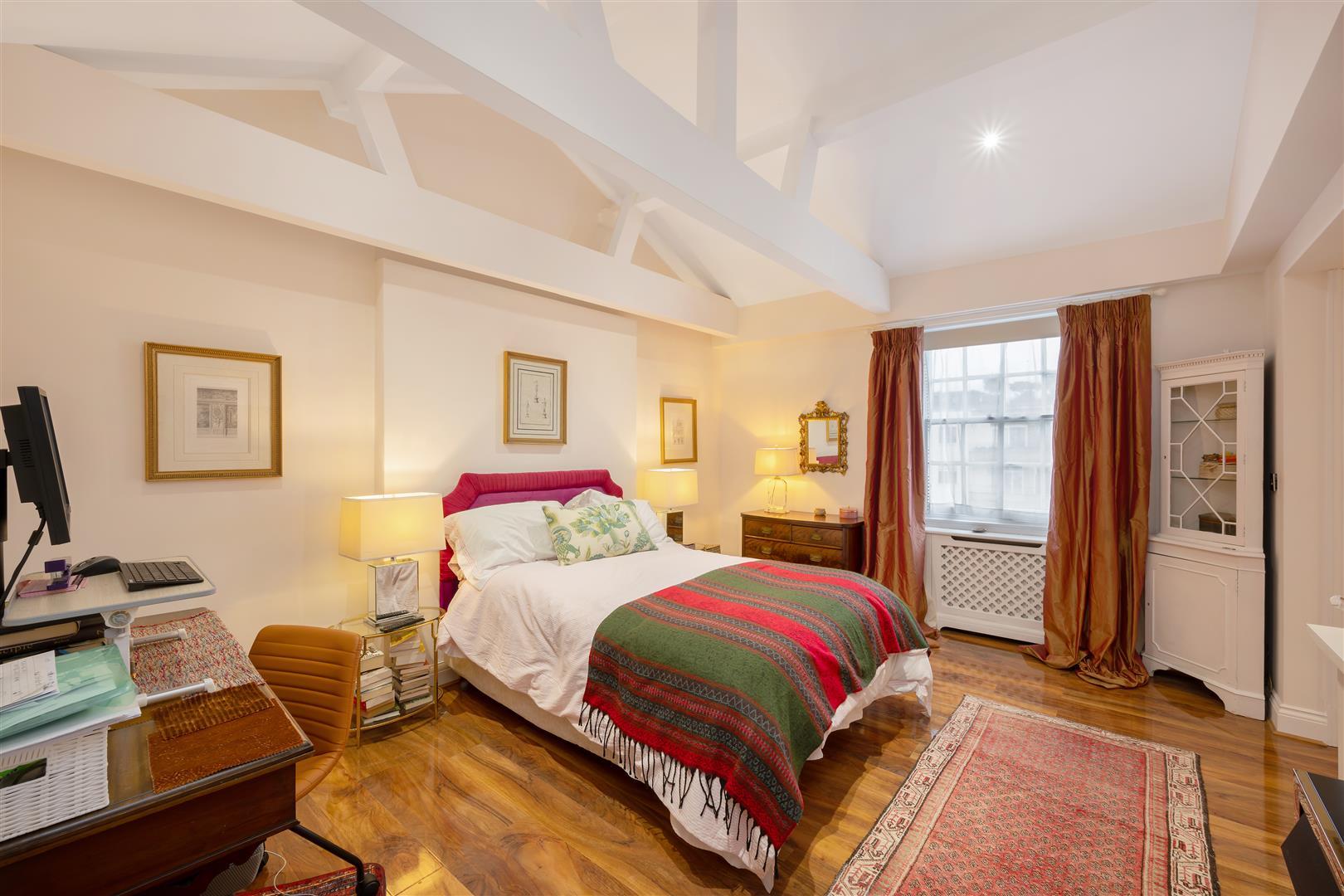 Property Image b4e3f6b8-3c95-4678-b845-2ab19c8e3a35