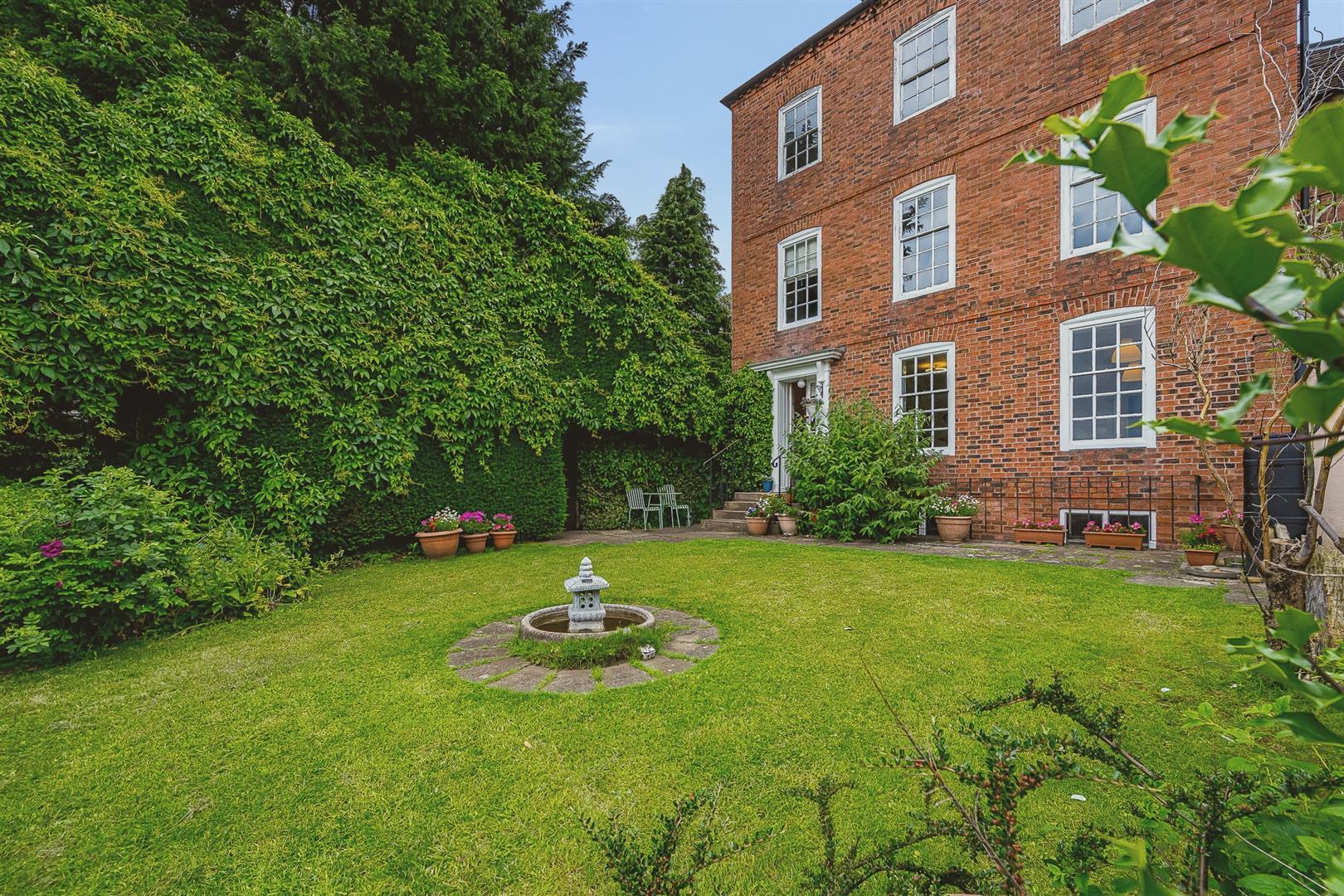 Property Image b50b0217-8392-4ae3-972b-c8688157d78c