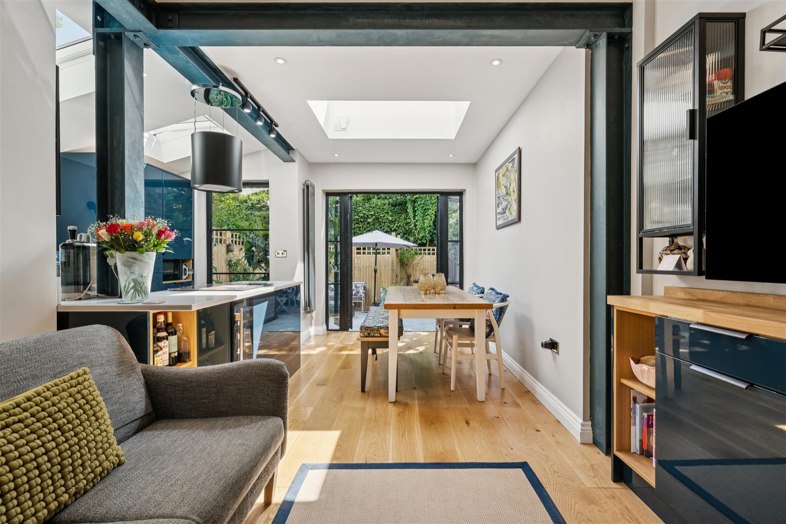 Property Image b5154868-7ab3-4eec-9de4-ecb9b3253fc5