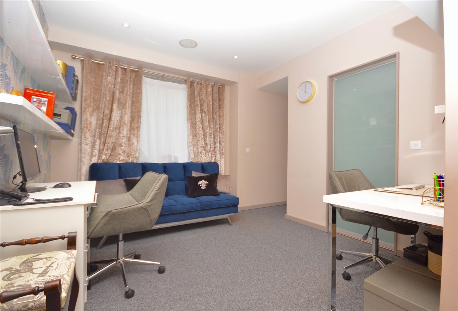 Property Image b5190abf-e8f0-4d7d-a713-f6c9aac629d7
