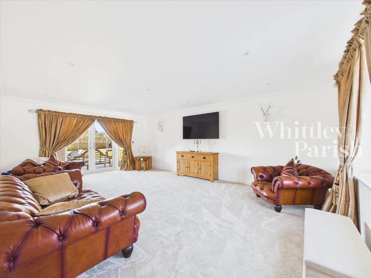 Property Image b51b32d9-63c8-40c8-b716-f5c7ebabd955