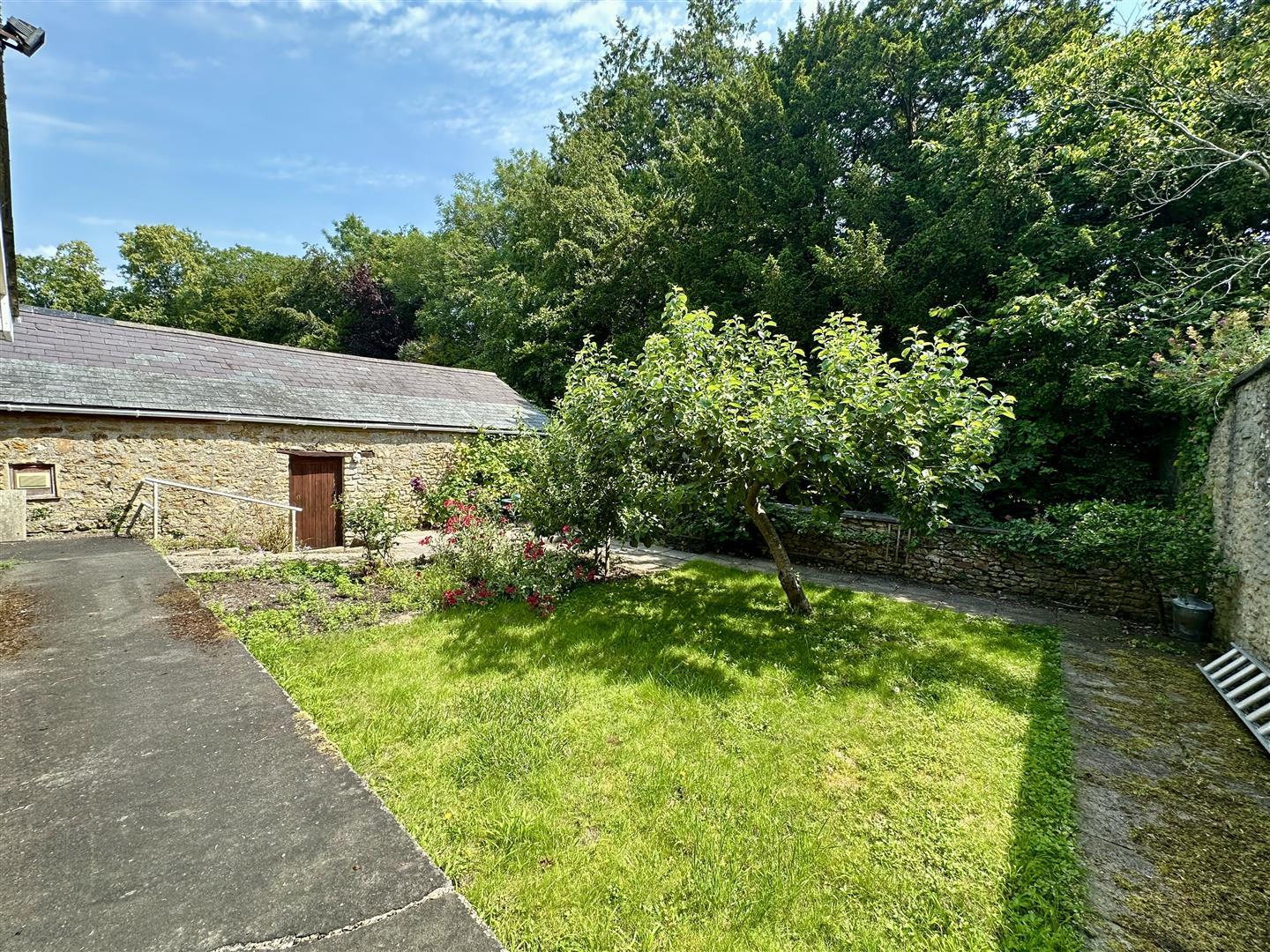 Property Image b51b9290-5323-486d-a4be-8bd9ef81990a
