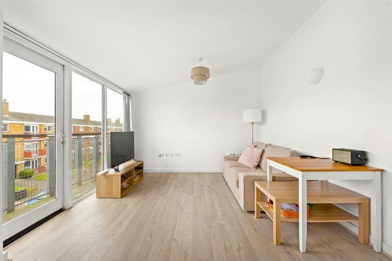 Property Image b51be47b-7348-4492-b3d1-53f5fe6fb8b1