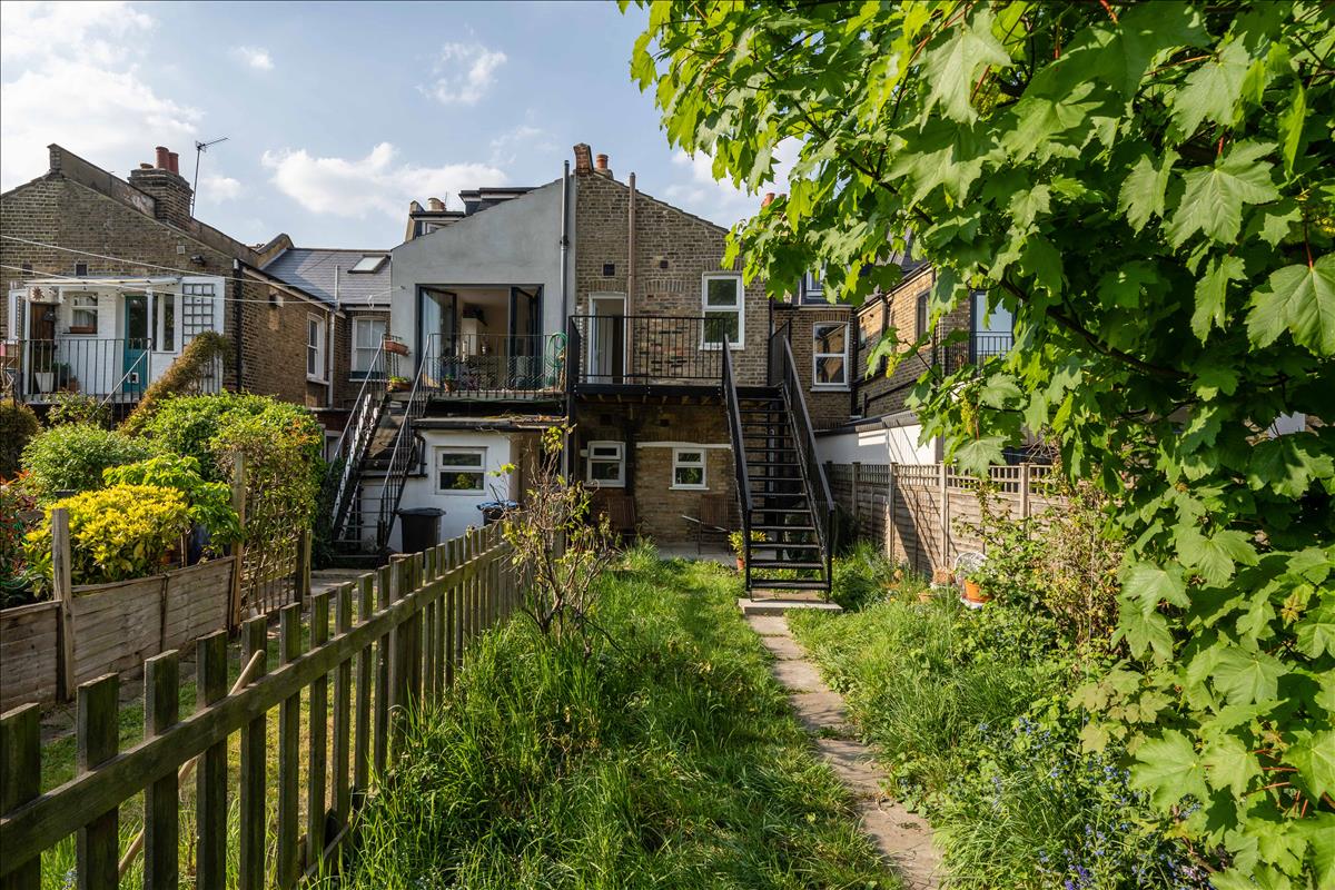 Property Image b51d7f42-d063-48e6-8e9d-6f4f6a393255