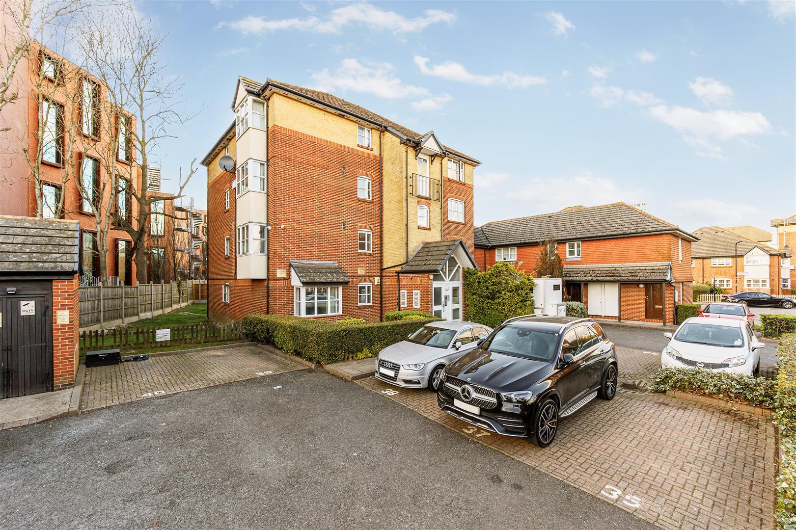 Property Image b51ee854-e2ba-4fbe-8bbf-b4e3941c667f