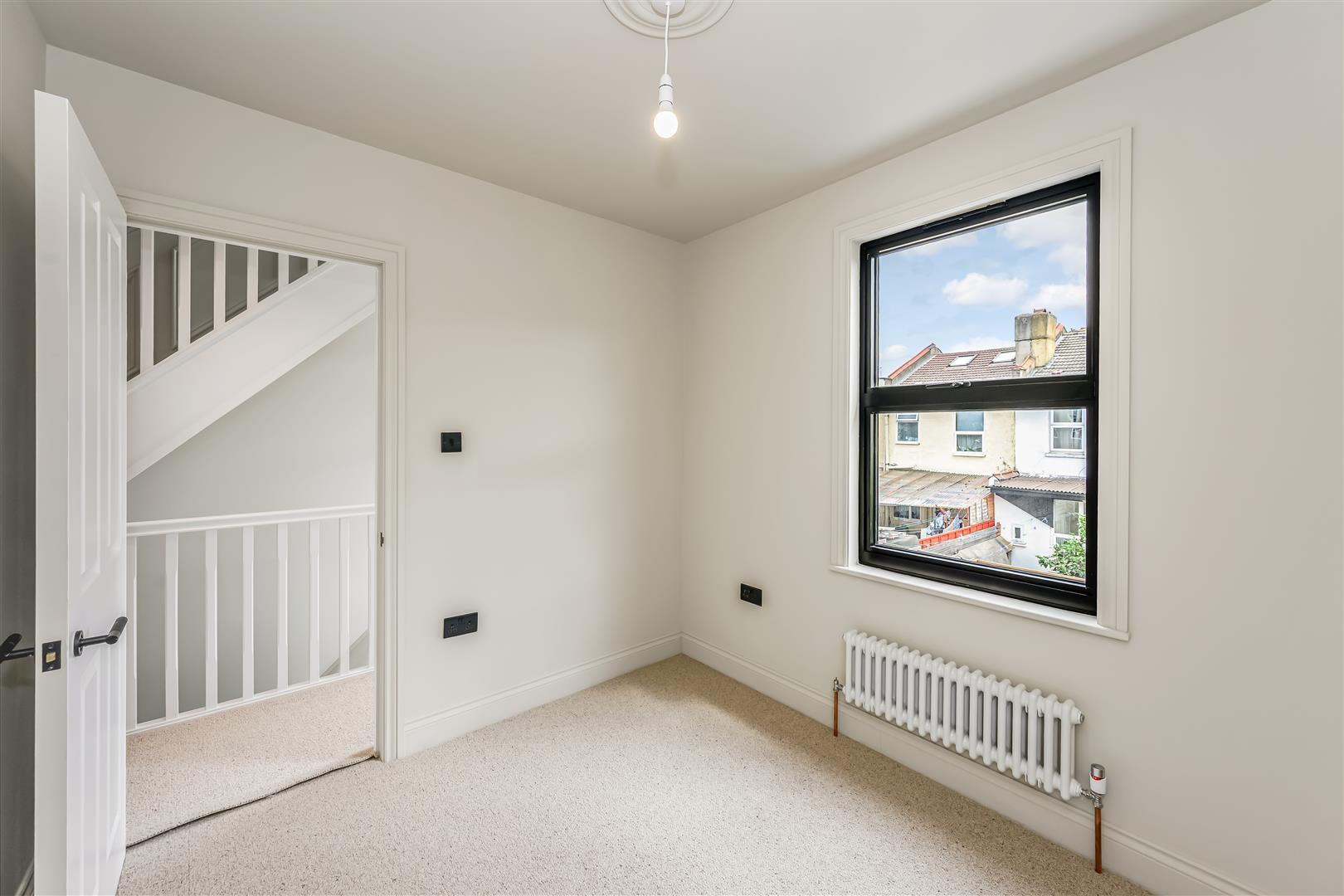 Property Image b52cb564-1295-4bc6-acff-0ceaed904182