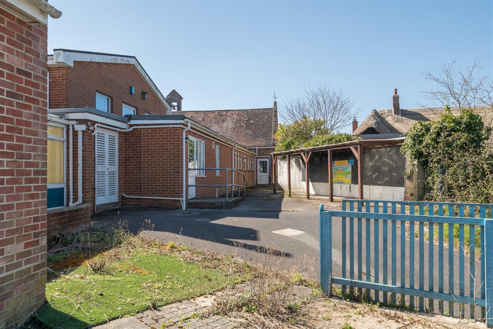 Property Image b52e12a6-64b6-4ce6-8a3b-c26f4cebfa38