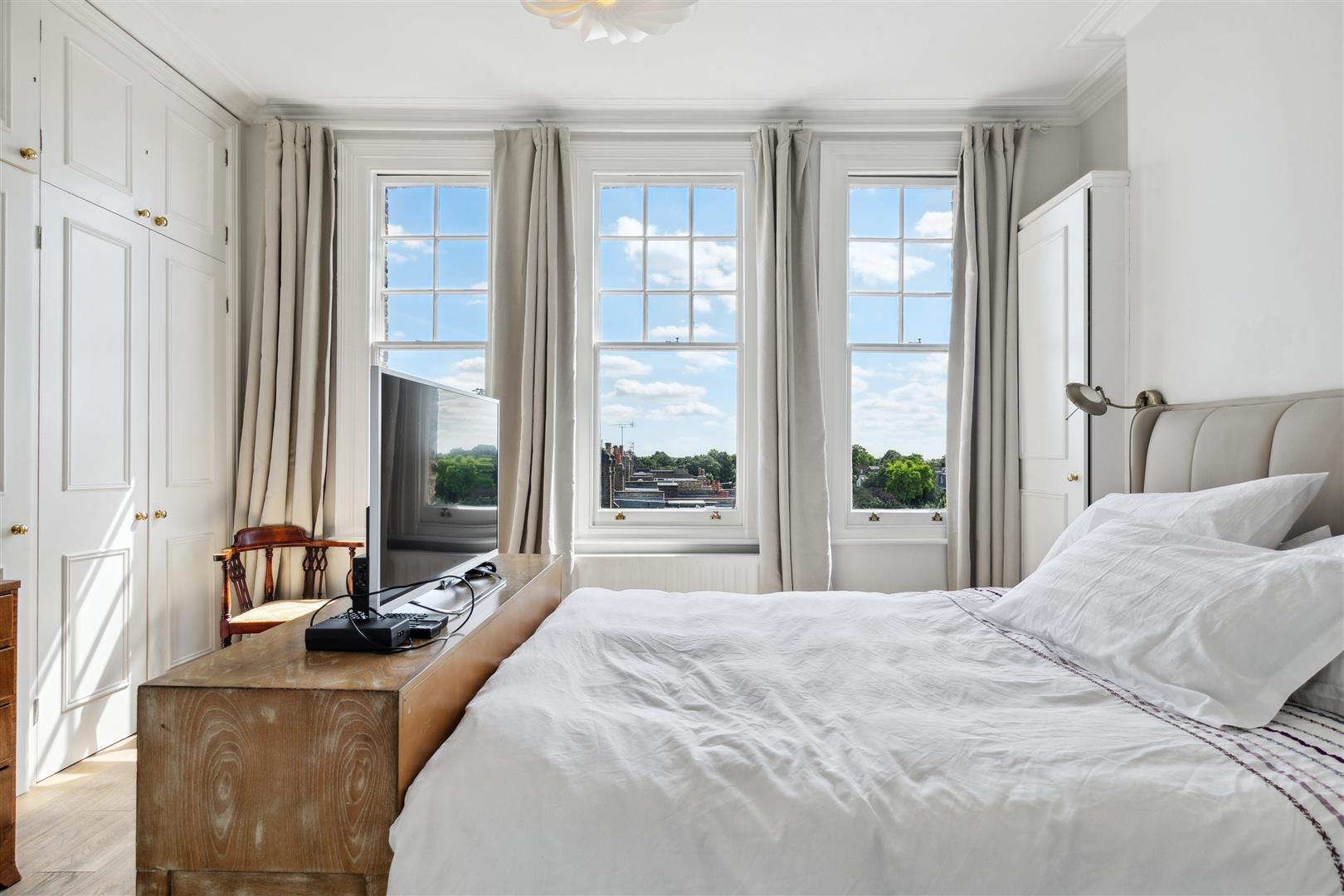 Property Image b537e024-09f6-4280-9de8-266aecbe3683