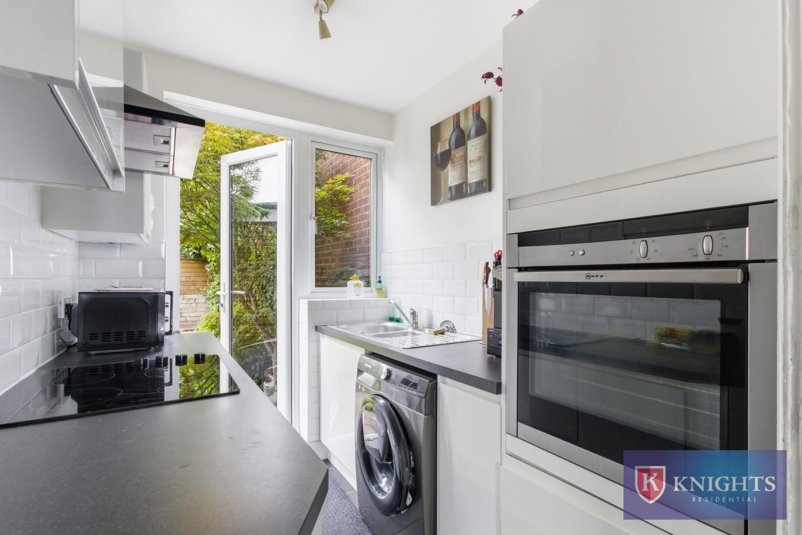 Property Image b53b88b2-f591-42d6-86c2-105048133be9