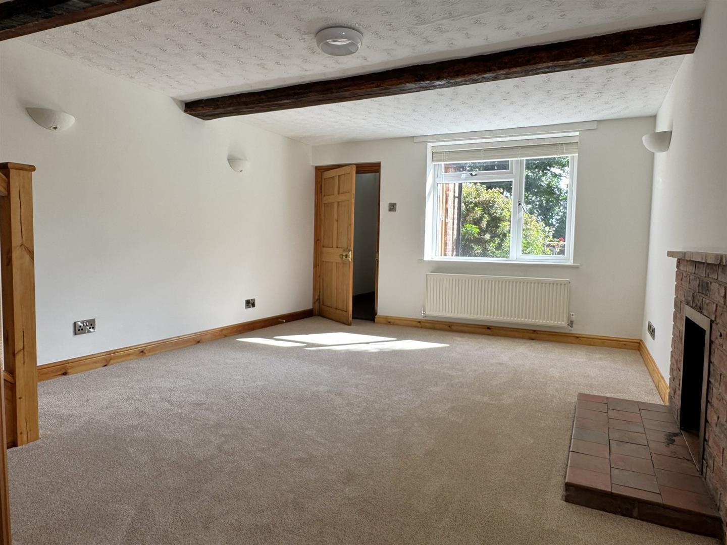 Property Image b53b9355-22de-49a8-9111-f26708c245df