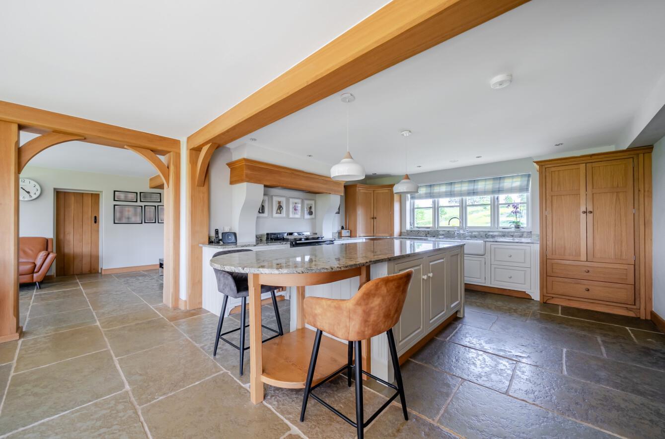 Property Image b53ee284-a2b5-43ea-a142-d9d3fc58cc2c
