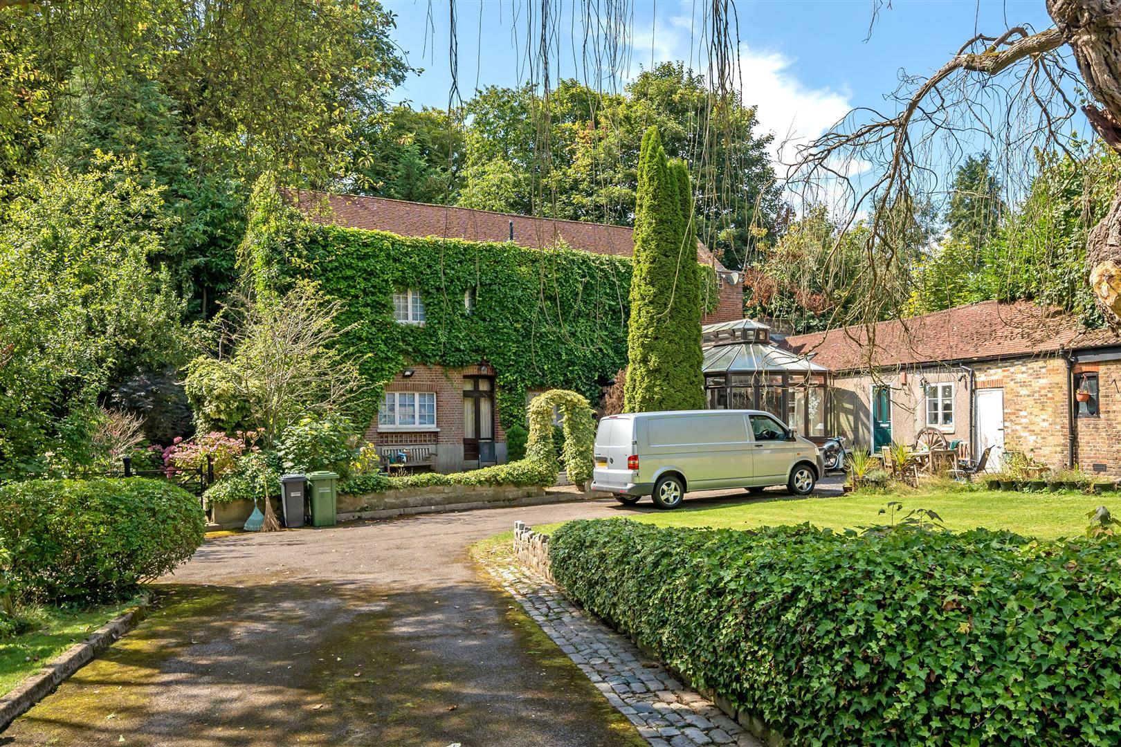 Property Image b53fa5e4-a4f8-4158-86ad-ff874651a07d