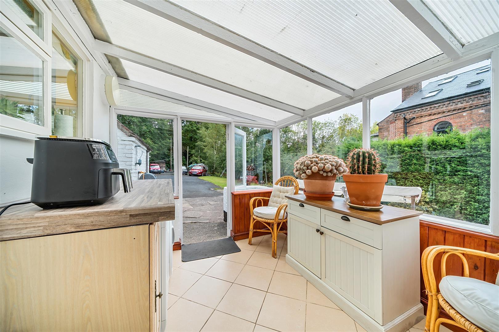 Property Image b54de5d2-476e-4cec-aa4f-78fd125b076c