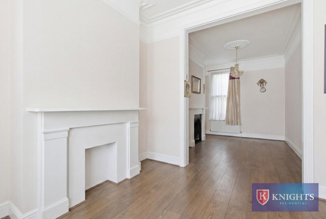 Property Image b54f3a74-00f0-4677-bd94-88c77fdd79e0