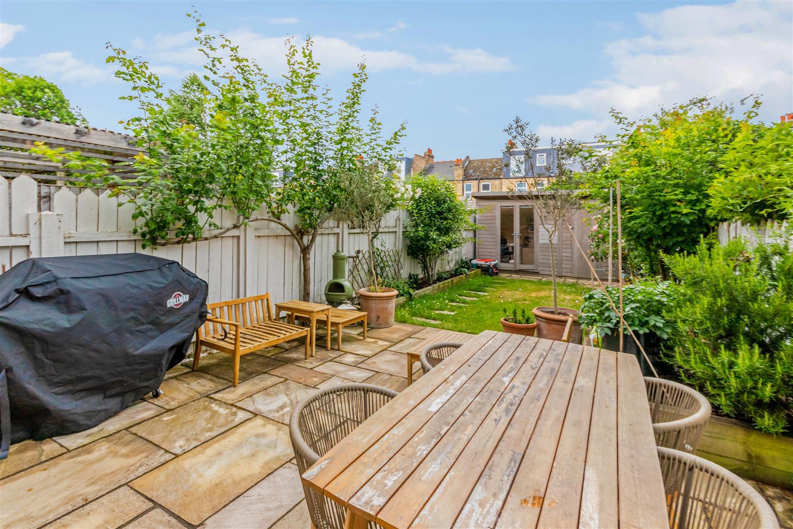 Property Image b5508e87-91ac-4cd9-afb8-19f56ef1e99c