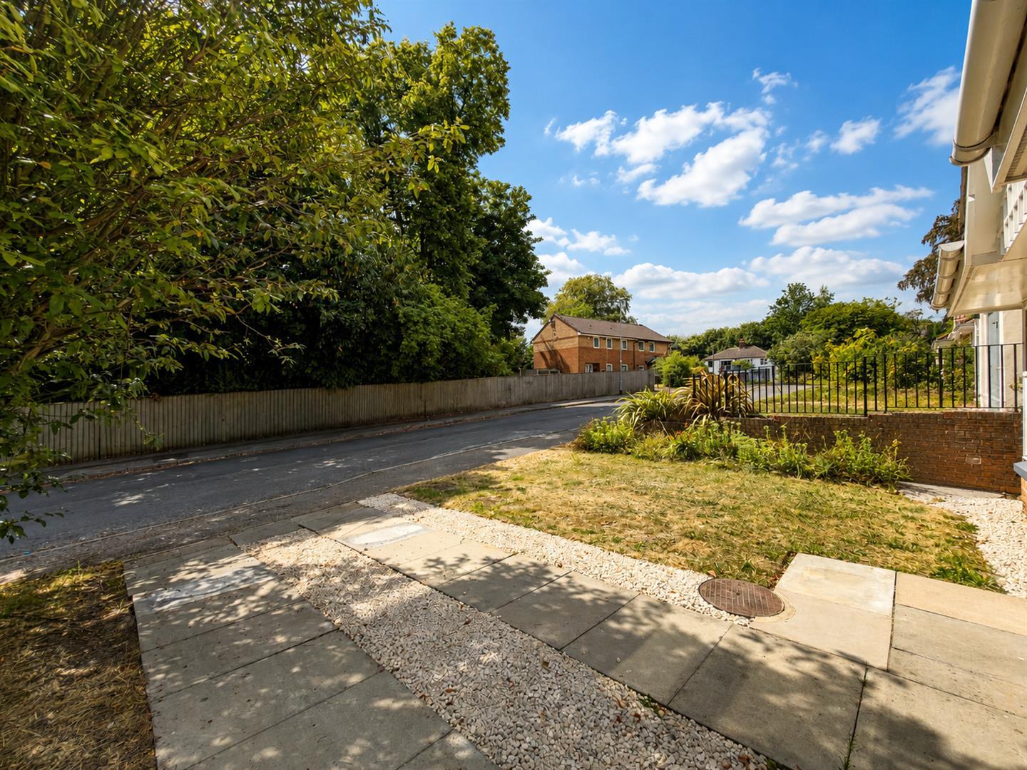 Property Image b5545c19-2cda-446b-8a5f-03009026d94b