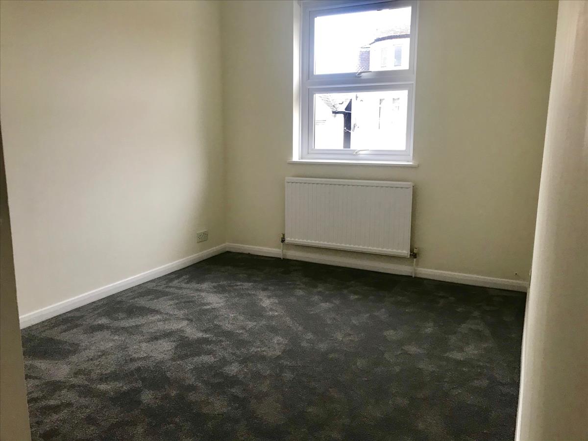 Property Image b55b89c5-98ff-4ffd-9ec1-14178b6bd9b3