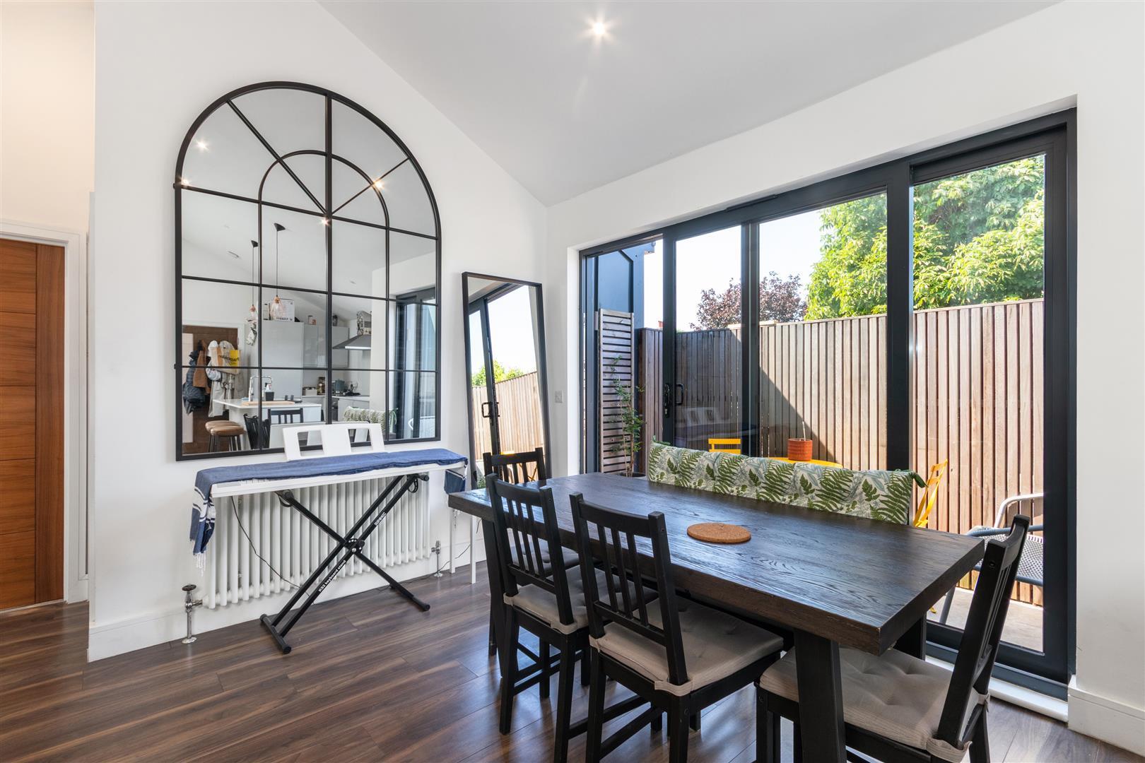 Property Image b55e6d26-c639-4721-949f-3903034b0b31