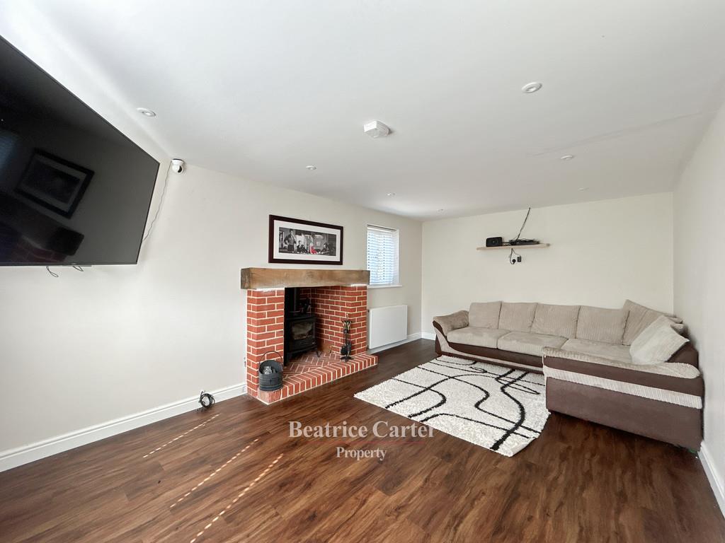 Property Image b56456a9-a084-4351-95bb-091fc45711f9