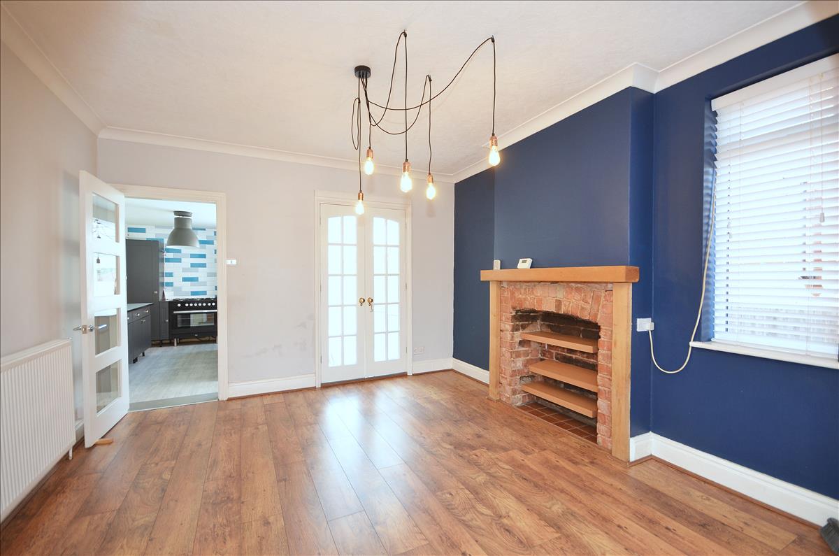 Property Image b56d7d85-3b00-459a-8203-b8a9acca5ddf
