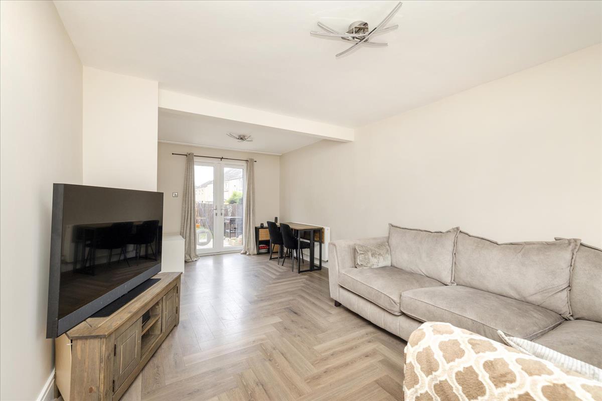 Property Image b578f3f3-3ba8-451a-b46d-26b3796a7854