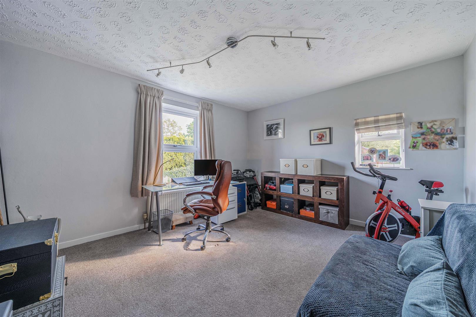 Property Image b57bf303-b5f2-468b-a574-b89922feb0bc