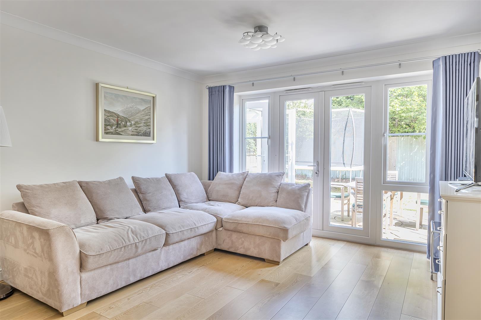 Property Image b5829c29-a4dd-4247-b3e8-53786cc729c6