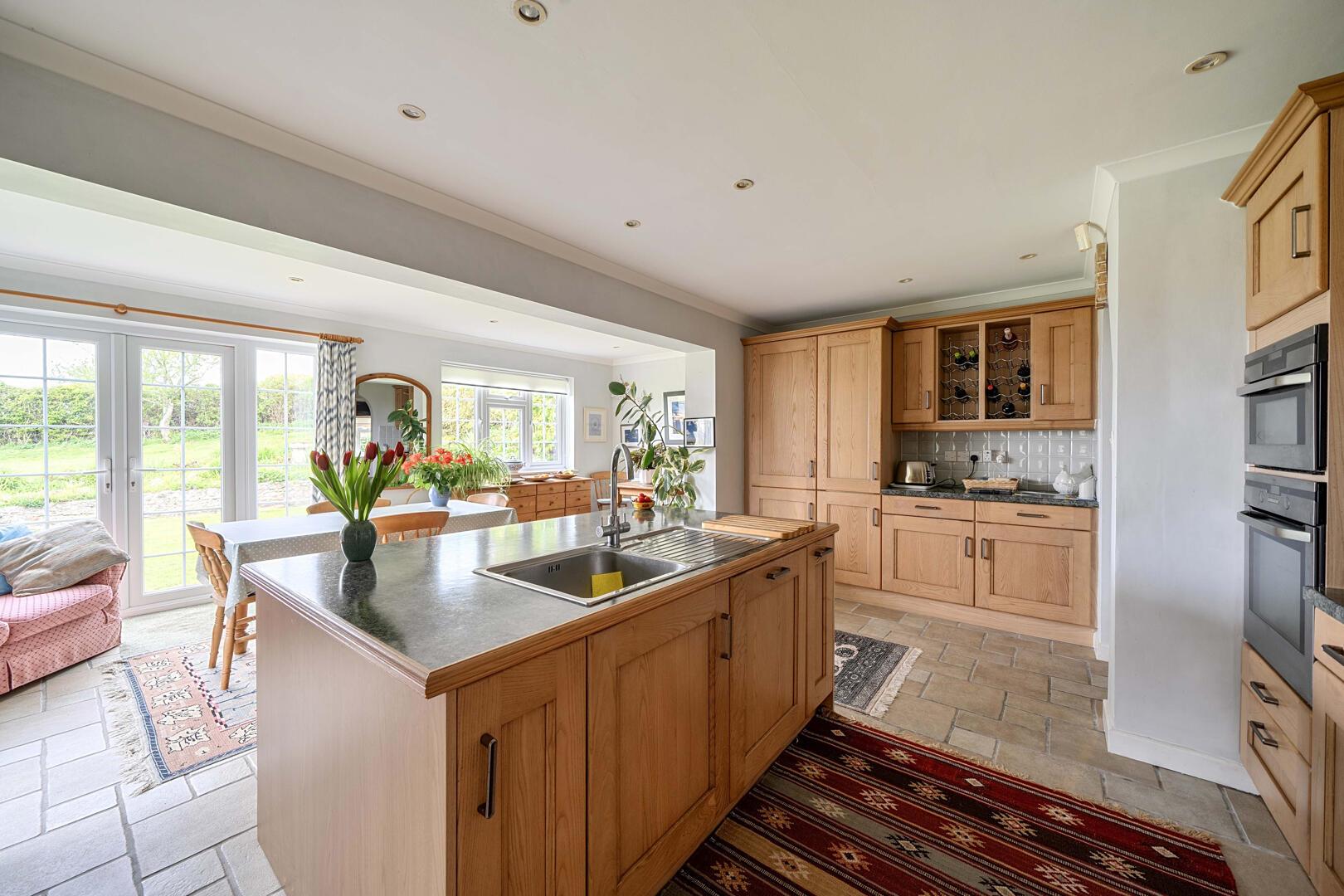Property Image b58651e0-654a-4d6b-ae21-758ca85b68df