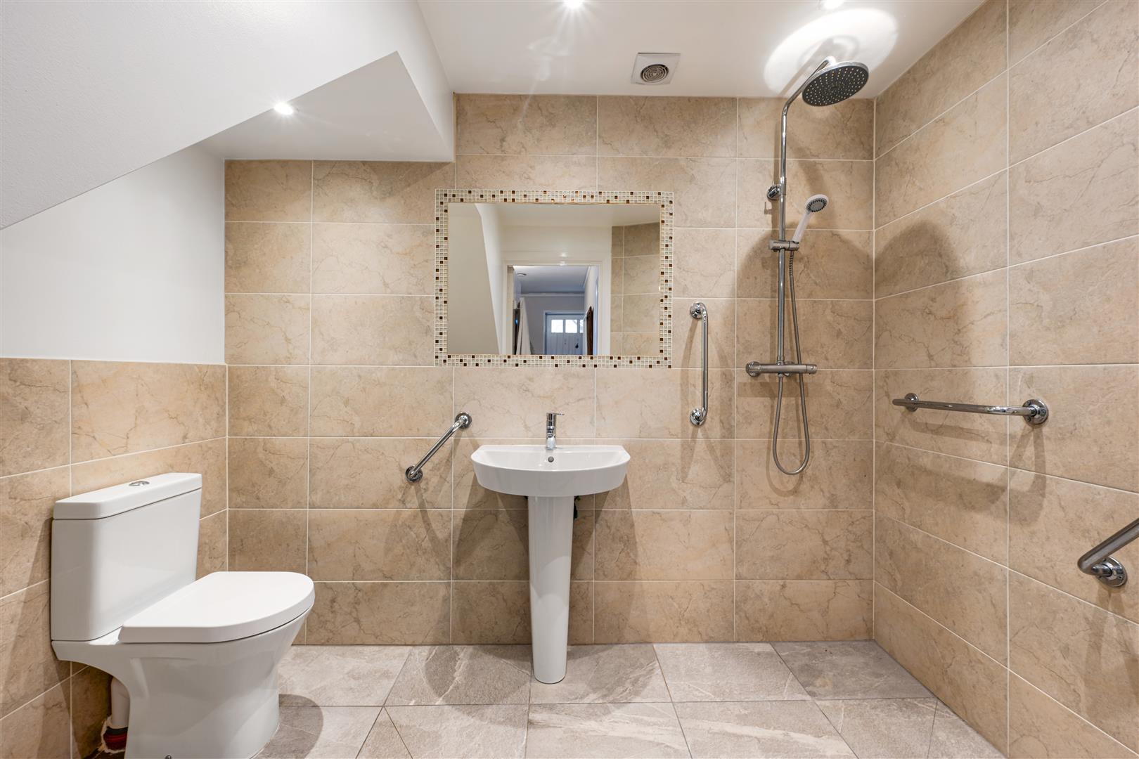 Property Image b5867e86-96ee-4b23-b857-6bdfebfe7dcb