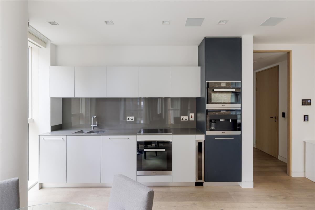 Property Image b586c36f-cbe7-43f2-ace0-d52a0e339d74