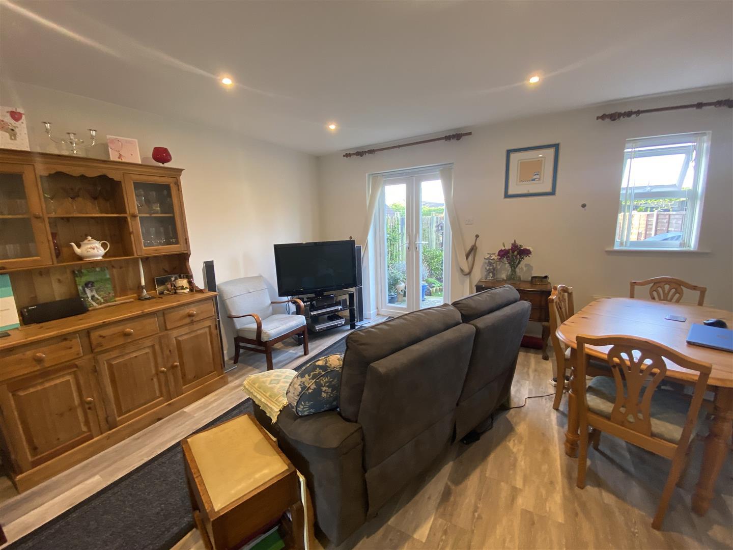 Property Image b5876d24-f2c3-4071-88b9-fa24e9bdee30