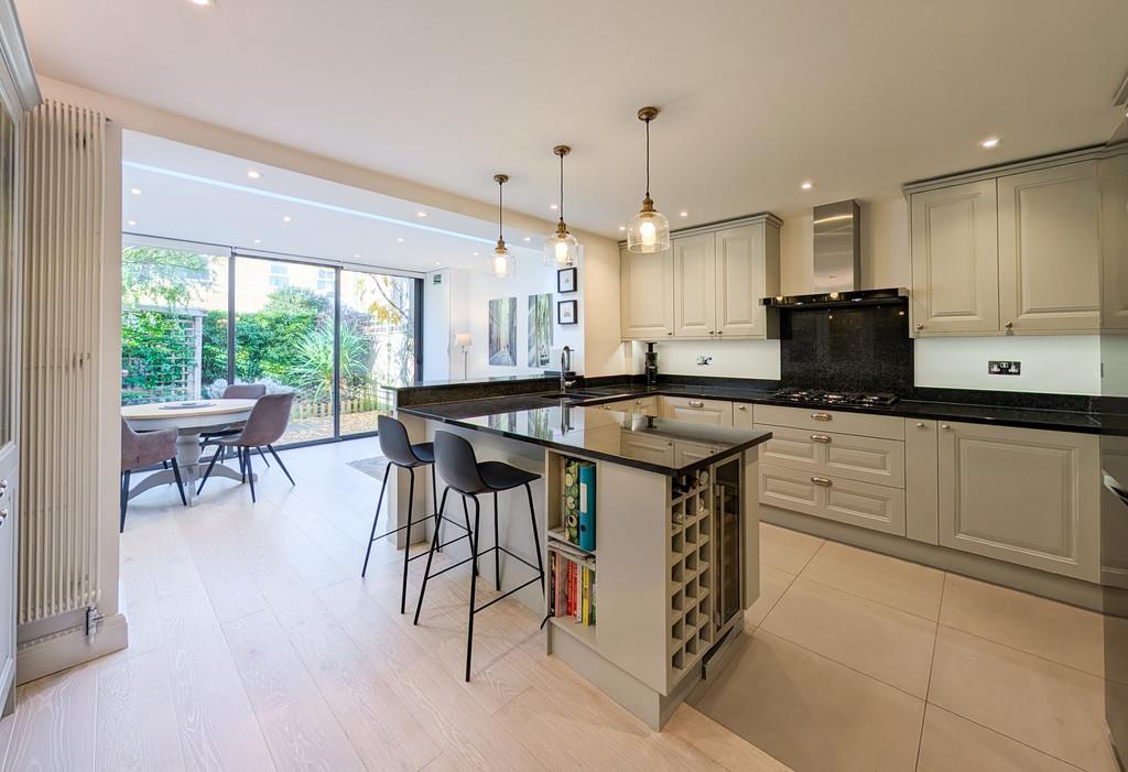 Property Image b58bb653-8864-4a44-aab0-366aaea1248f